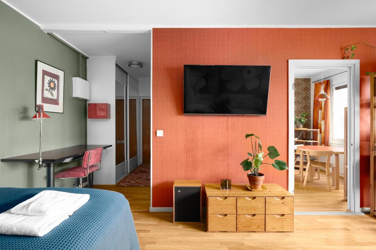 Апартаменты Wehost Spacious Traveller'S Hq Above Metro @Vilhonvuorenkuja 16 Хельсинки Экстерьер фото