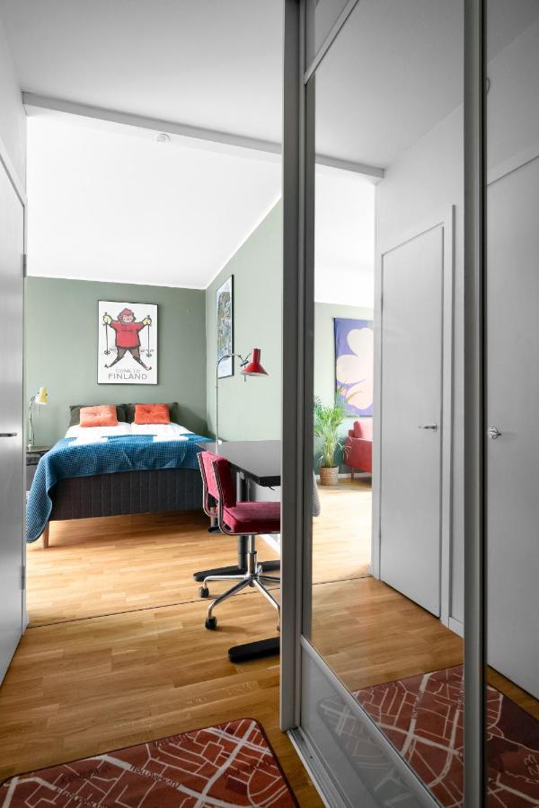 Апартаменты Wehost Spacious Traveller'S Hq Above Metro @Vilhonvuorenkuja 16 Хельсинки Экстерьер фото