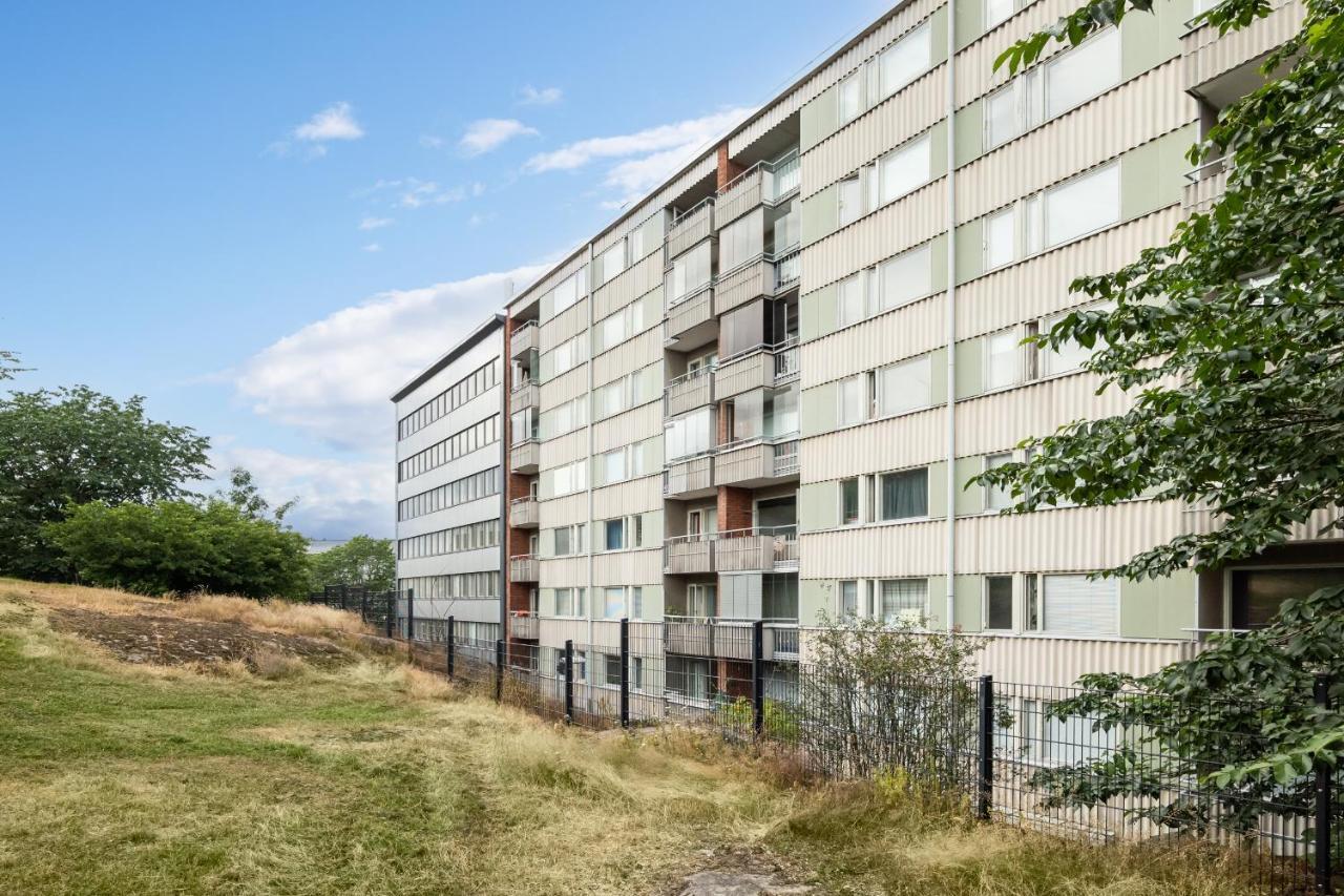 Апартаменты Wehost Spacious Traveller'S Hq Above Metro @Vilhonvuorenkuja 16 Хельсинки Экстерьер фото